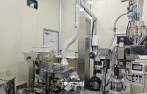 Odor collection from food grinding dust collector installation