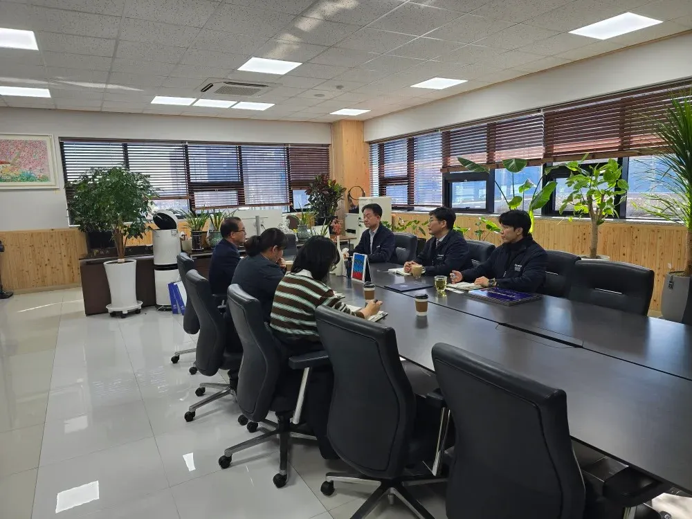 KakaoTalk_20251128_143431334_08.jpg