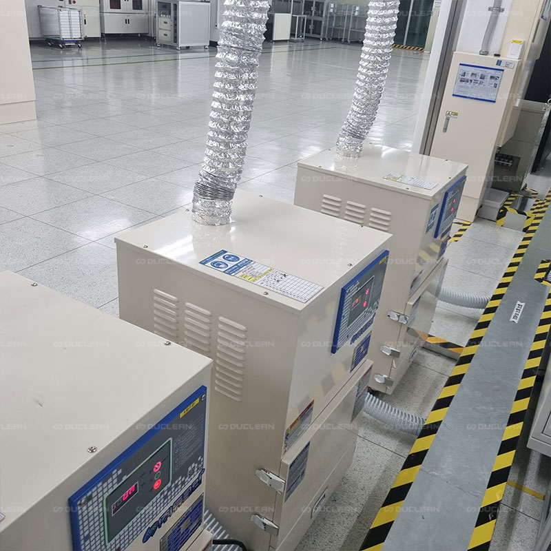 인쇄회로기판 라우터 공정에서 발생하는 분진 제거 집진기 설치사례. PCB라우터 공정 현장 내 듀크린 집진기 설치 모습