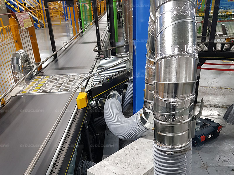 컨베이어 벨트에 장착된 듀크린 집진기